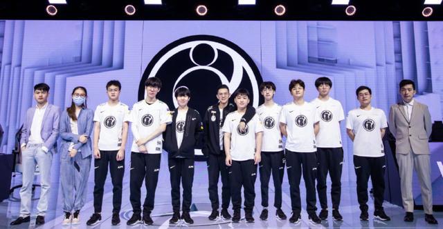 杆出手都可 杆出手都可